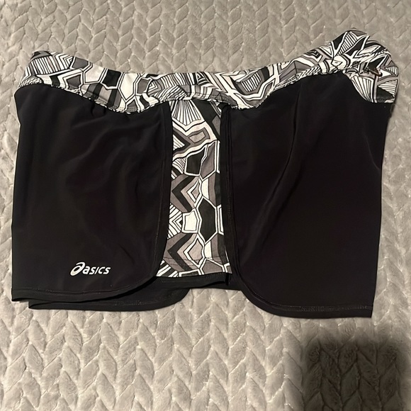 Asics Black/White Running Shorts Large - Picture 3 of 4